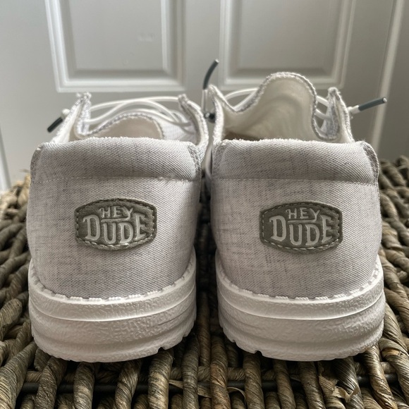 🆕 Women's Hey Dudes Gray, Slip-On Loafers, Moccasin Style Size 11 NEW - Picture 4 of 10